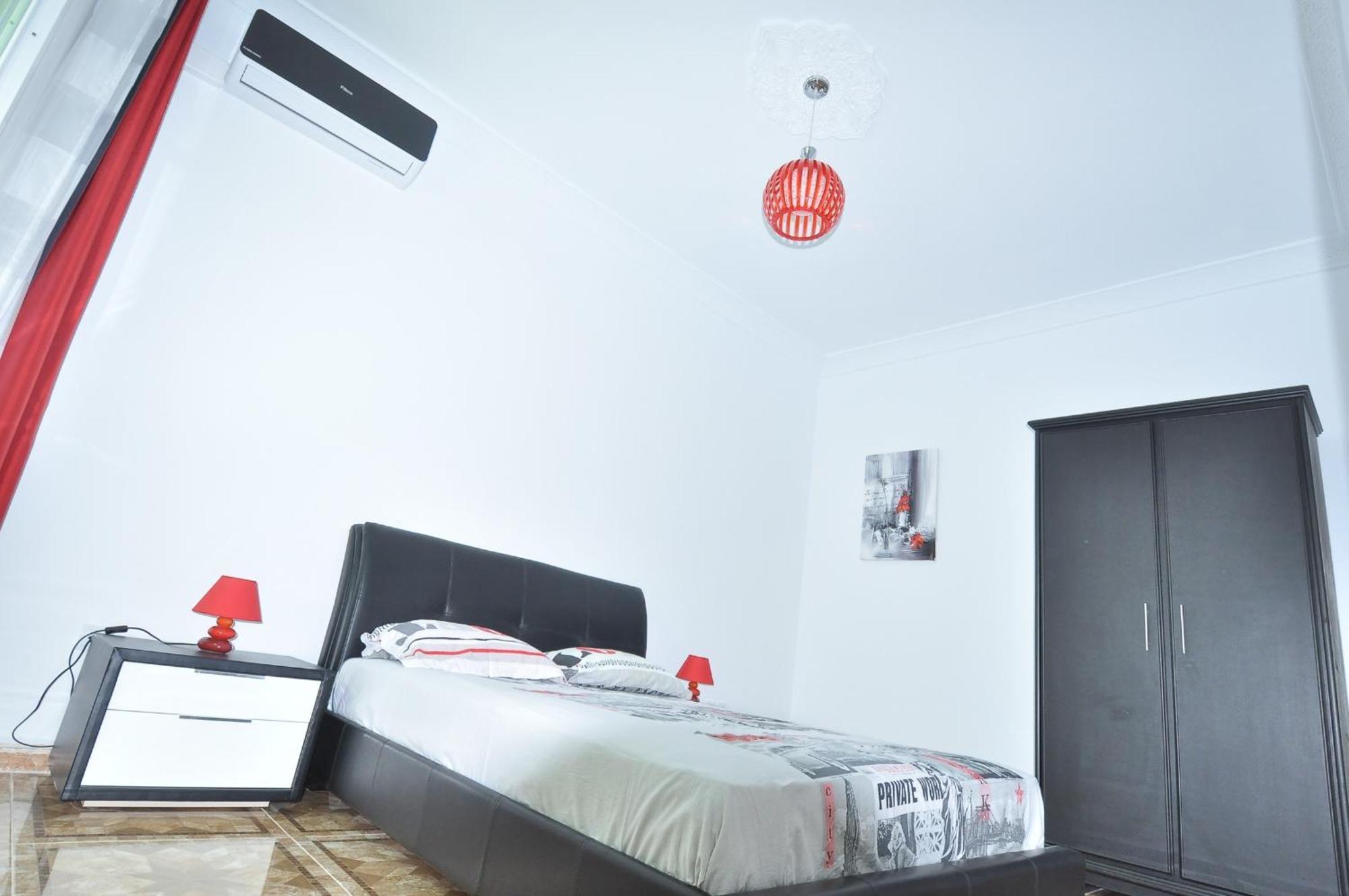 Apartment Clim Wifi 700m De La Saïdia